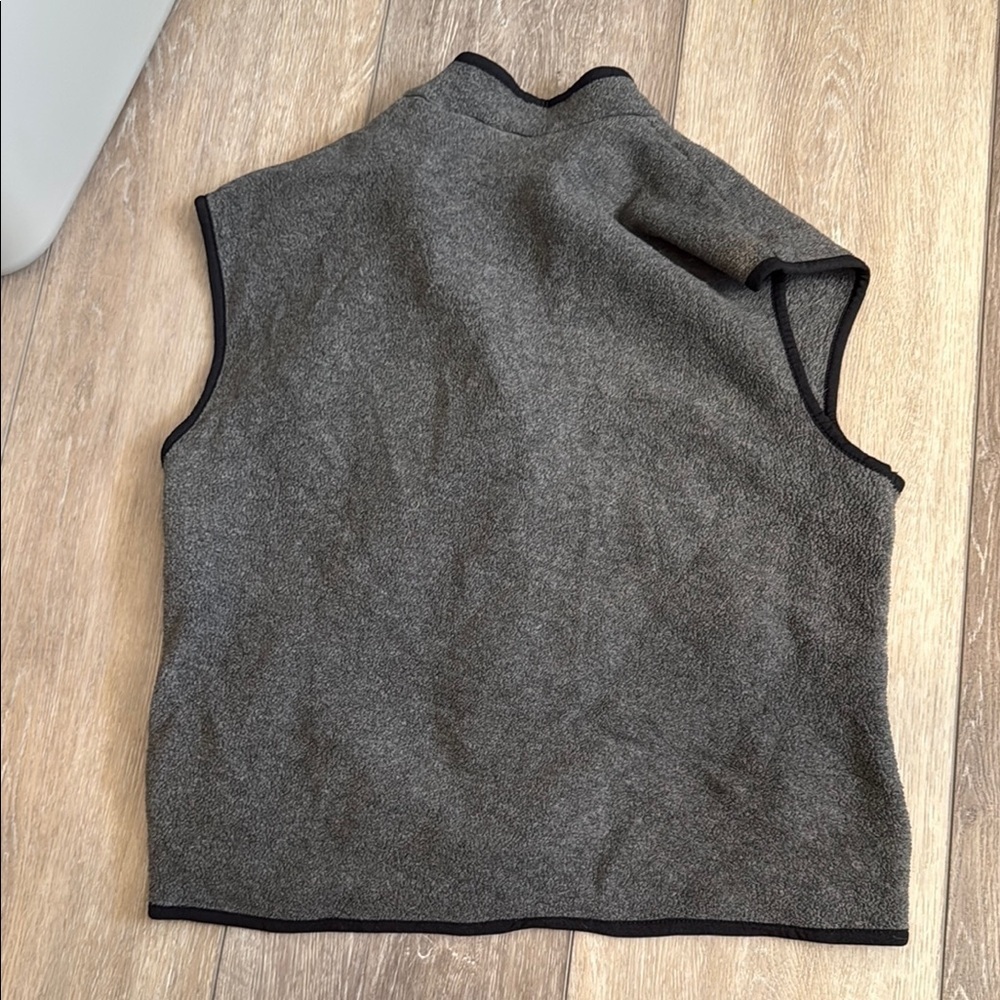 VTG men’s The Northface Vest medium - Picture 4 of 4